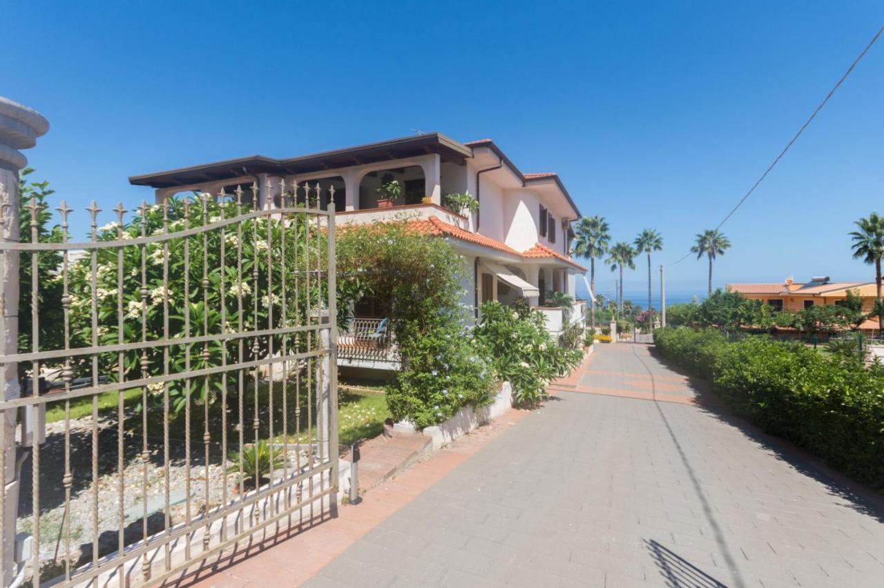 Villa Pomelia Santa Domenica  Exterior photo